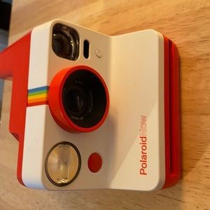 Polaroid camera with self timer